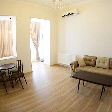 Ana'S Apartment In Old טביליסי מראה חיצוני תמונה